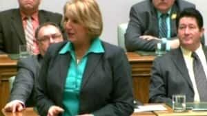 nl-dunderdale-kathy-20130425