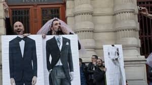 mi-gay-marriage-celebrate-c