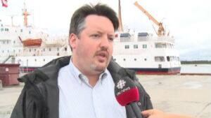 nl-300-adams-peter-20130731