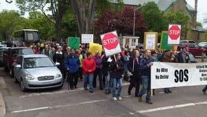 pe-hi-prov-hse-rally-290512-4col