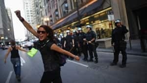 300-protester-nato-rtr32c6h
