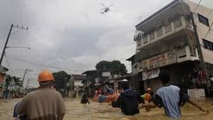 hi-852-philippines-flooding-4col