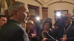 li-nb-higgs-scrum-rotunda-620