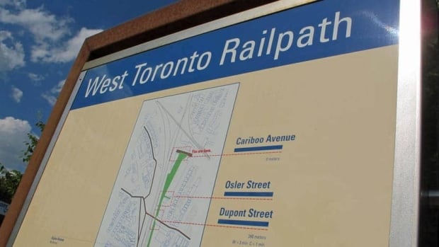hi-852-west-toronto-railpat