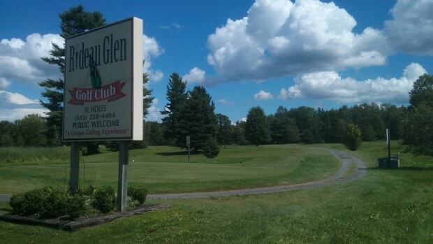 hi-ott-rideau-glen-852