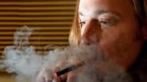 si-e-cigarette-220-cp-01597