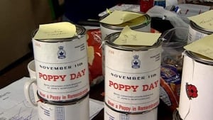 hi-poppy-tins-20121106