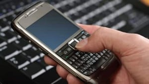 cellphone-852-6col