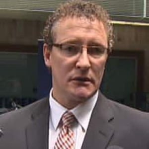 nl-dalley-derrick-20130528