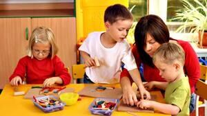 hi-daycare-852-istock-000004248812-4col