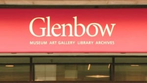 hi-glenbow-sign-closeup_1