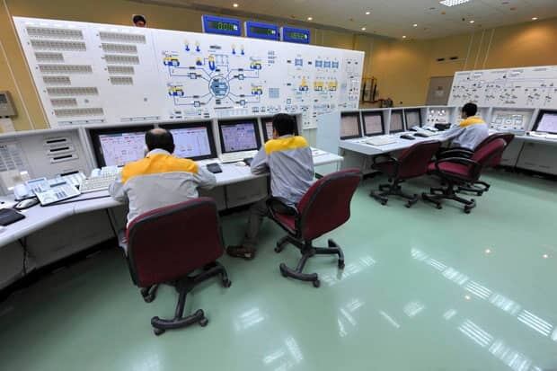 li-620-bushehr-nuclear-plant-iran-9803687