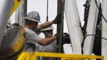 hi-generic-fracking-cp03354638