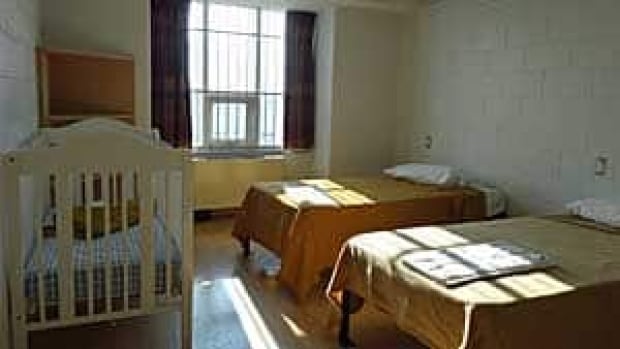 si-300-detention-bedroom-cb