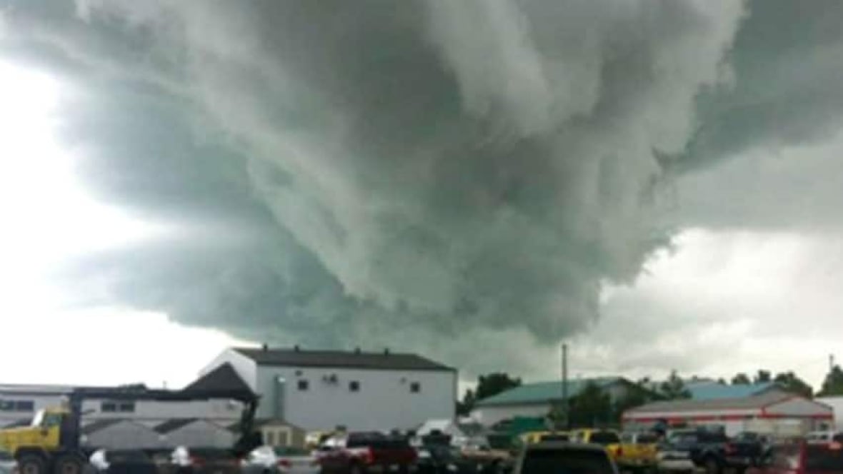 Severe Storms Target Central Northern Alberta Are You Ready - vv3e1hm