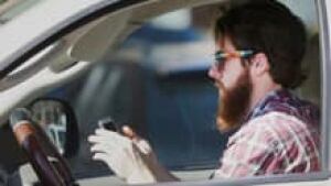 distracted-driver-852-3col