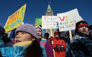 si-300-native-education-protest-03992229