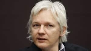 inside-assange-01787975