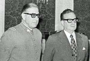 300px-cp04984990-pinochet-a