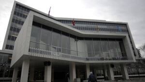 hi-city-hall-852
