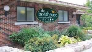 li-boathouse-300