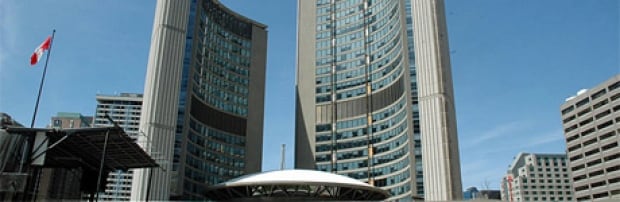 Nathan Phillips Square, Toronto City Hall