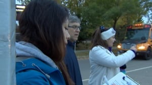 St. Albert students tally distracted drivers