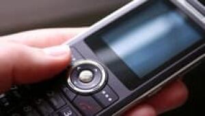 hi-istock_cellphone-3col
