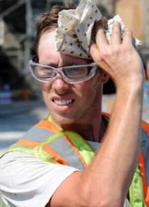 ii-construction-worker-cp-02899144