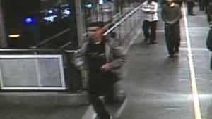si-bc-120726-robbery-translink-ipad