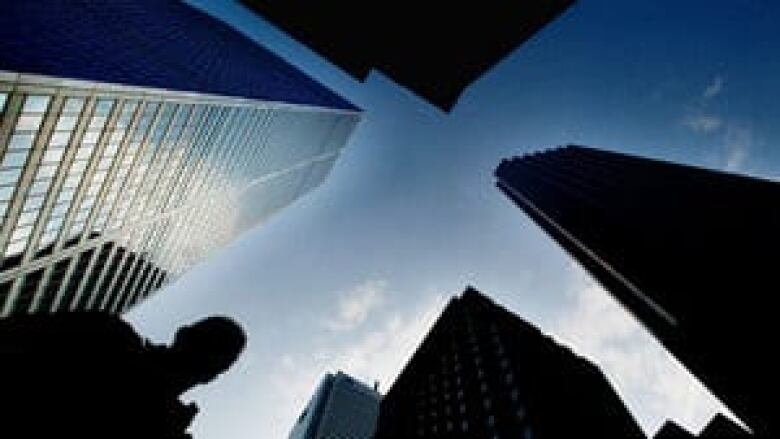 hi-bank-towers852-cp668430-4col