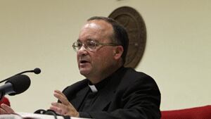 si-monsignor-300