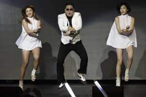 si-psy-year-end300
