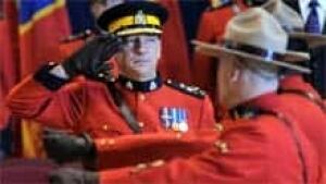 mi-bc-120924-paulson-salute