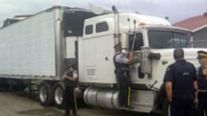 nb-lobster-truck-rcmp-300