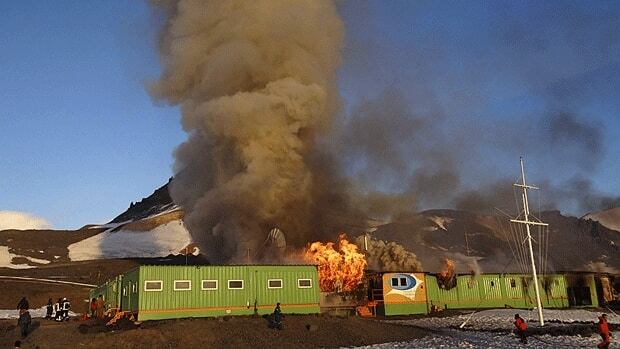 li-antarctic-fire-02203861