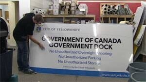 mi-yellowknife-govt-dock