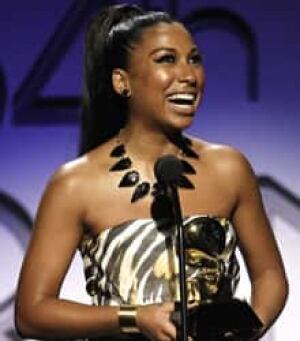melanie-fiona-220