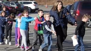 si-connecticut-school-shooting-300-ap-03728337