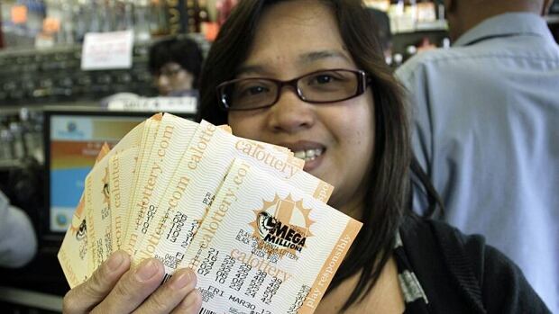 americans bet    record lottery jackpot cbc news