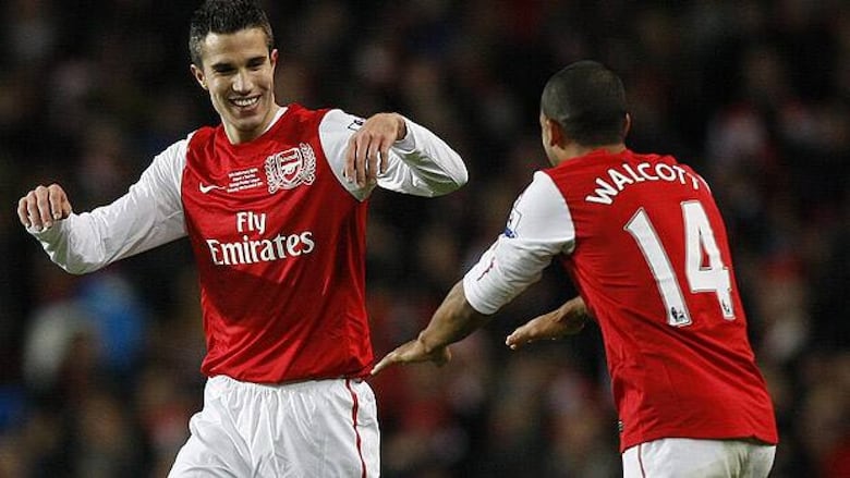 Tiểu sử cầu thủ Robin van Persie - Hành Trình Từ Cậu Bé Rotterdam Đến Huyền Thoại Bóng Đá Tiểu sử cầu thủ Robin van Persie - Hành Trình Từ Cậu Bé Rotterdam Đến Huyền Thoại Bóng Đá