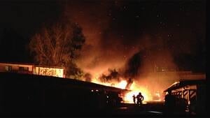 hi-bc-121116-burnaby-apartment-parking-fire-4col