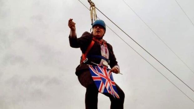hi-852-boris-johnson-ziplin