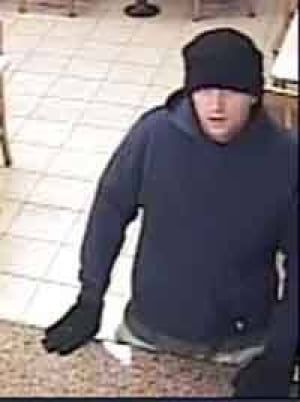 si-ott-somerset-robbery-200