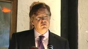 nl-macdonald-dean-20121114