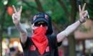 hi-montreal-protester-852-cp-02677714-2col