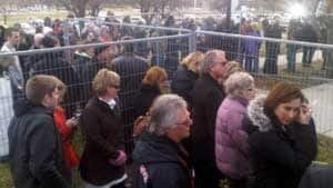 si-shafia-crowd-300px-20120