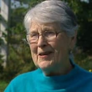 nl-moores-beatrice-20121012