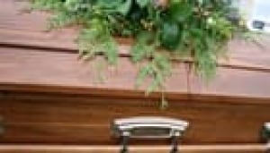 istock-casket-small-140