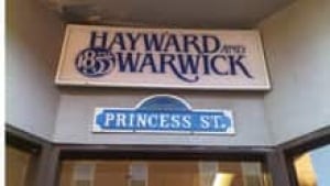 nb-si-hayward-warwick-sign-220